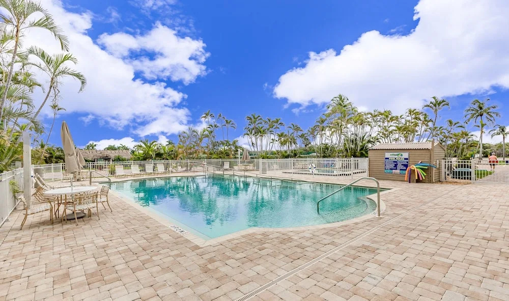 Bonita Beach #3803 - 1 Br condo by RedAwning