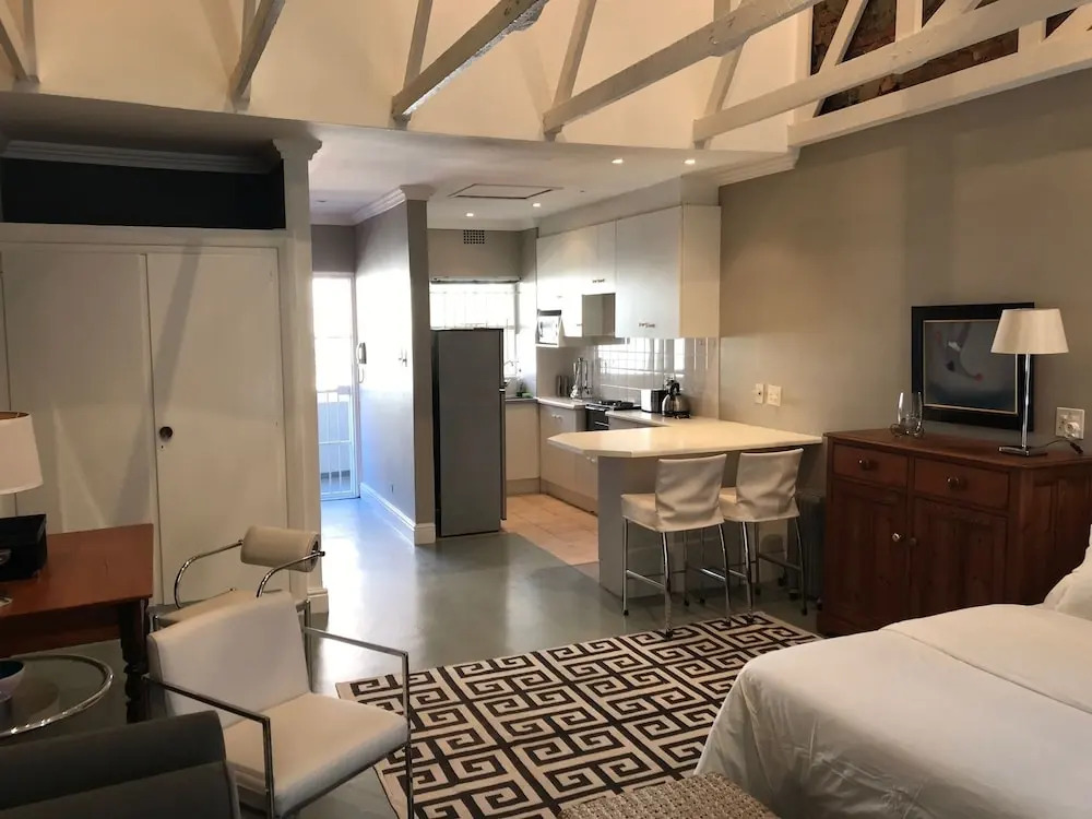 Green Point Self Catering Studios