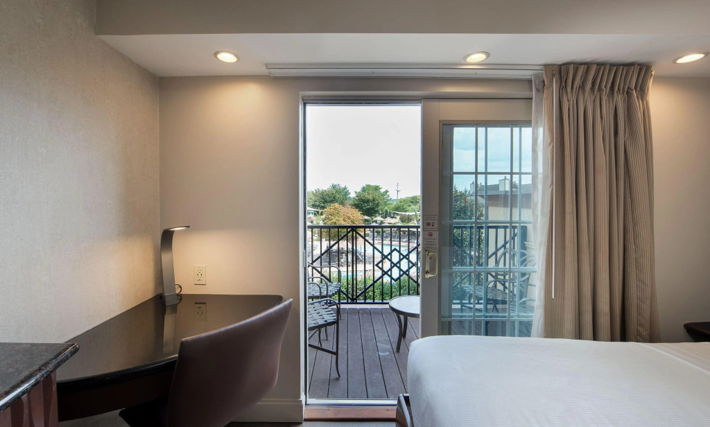 Eden Resort and Suites, BW Premier Collection