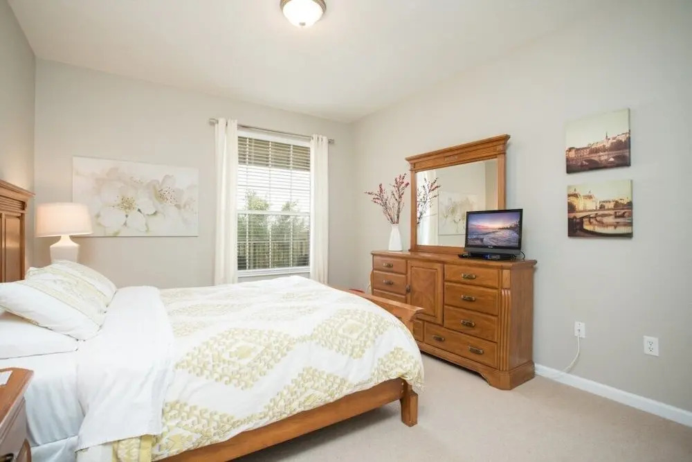 5024 Shoreway Loop #208 - 3 Br condo by RedAwning