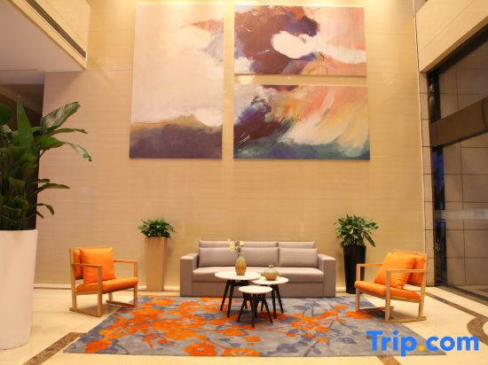 Shanghai Heyi Hotel (Shanghai Hongqiao Qilin Road Subway Station)