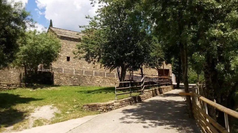 Centro Vacacional de Isín