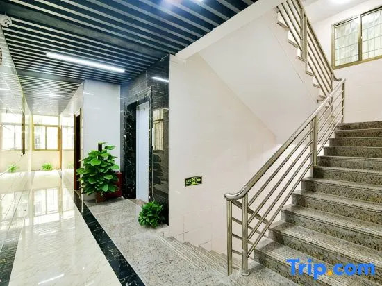 Xiamen Tianyuan Business Hotel (Xiamen North Railway Station)