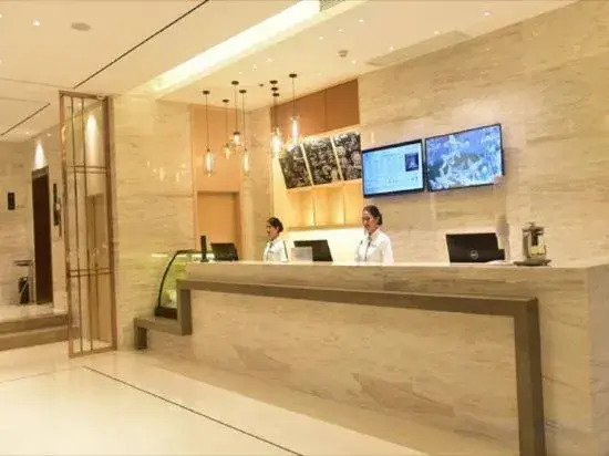 City Comfort Inn