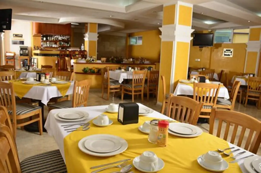 Hotel Paradise Inn