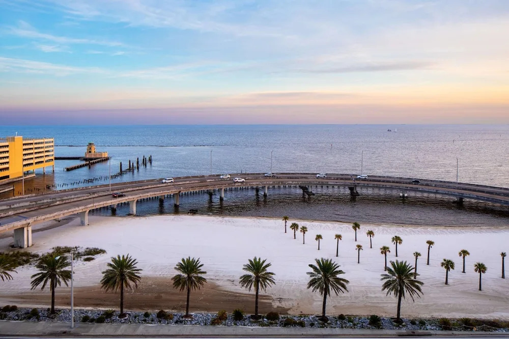 DoubleTree by Hilton Biloxi