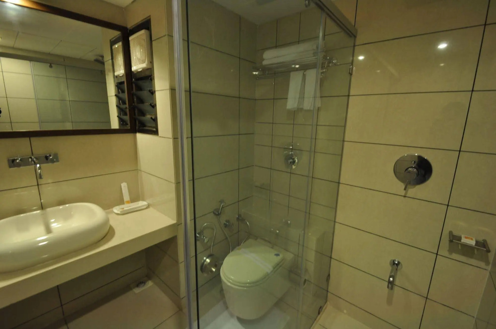 Le Grande Residency