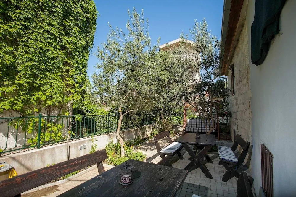 Stone house Lino Trogir