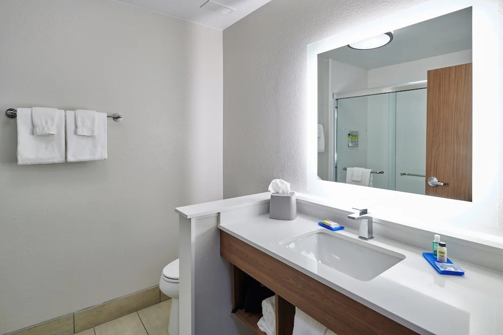 Holiday Inn Express & Suites El Paso - Sunland Park Area by IHG