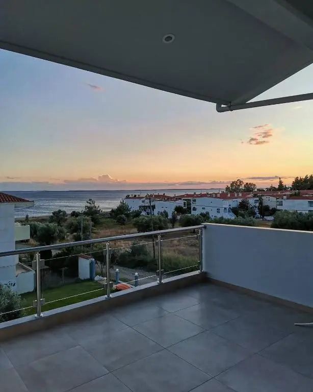 The House Of The Roses Seaview Superior Maisonette 1