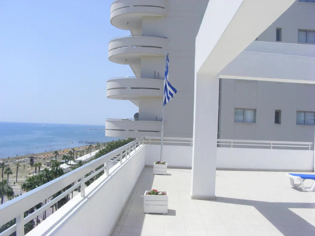 Sun Hall Beach Hotel Apartments