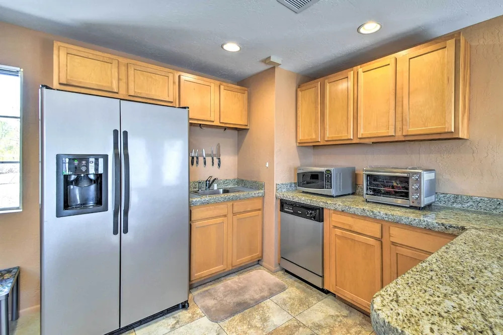 Paradise Valley Cottage Near Hiking Trails!