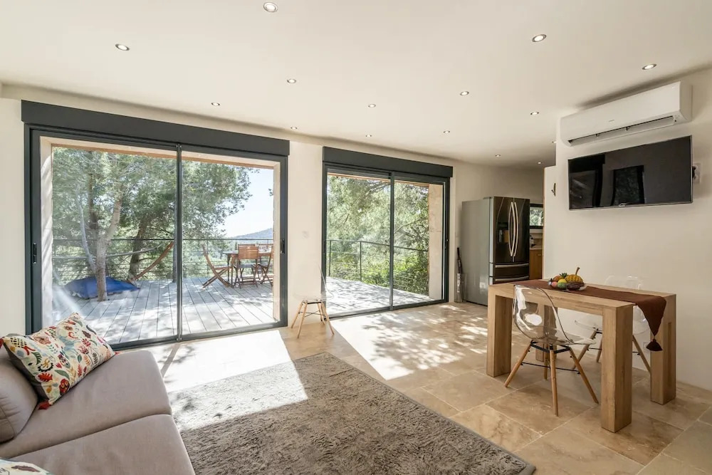 Homelly Le Lodge