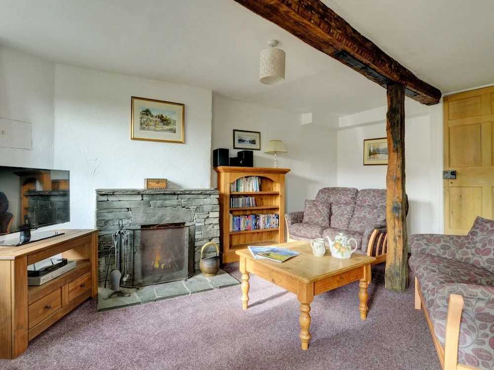 Modern Holiday Home With Lush Garden at Elterwater