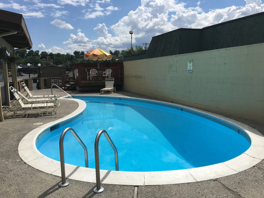 Отель Льюистона Cedars Inn Lewiston