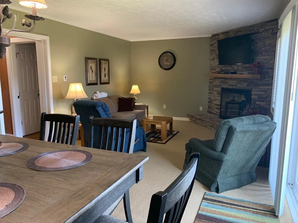 Sugar Ski & Country Club Unit 425 Silver