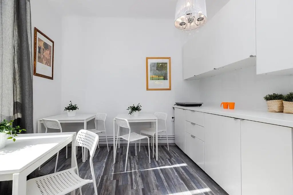 MiniStudio w Hostel Solec50 by Metro Station Centrum Kopernika Elektrownia Powisle 23 UNIT