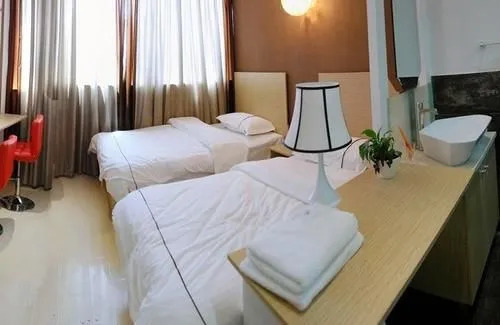 Kunming Yuelai Yue Hotel(昆明玺莱悦酒店)