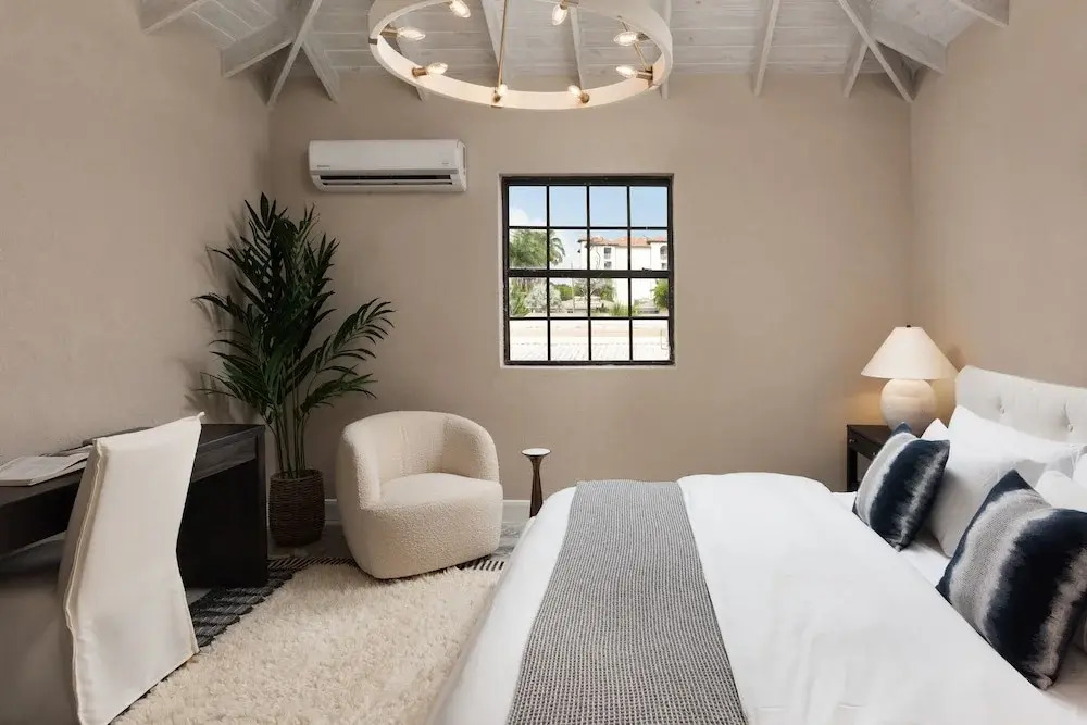 Luxe Retreat With Private Pool - The June 4 Bedroom Villa