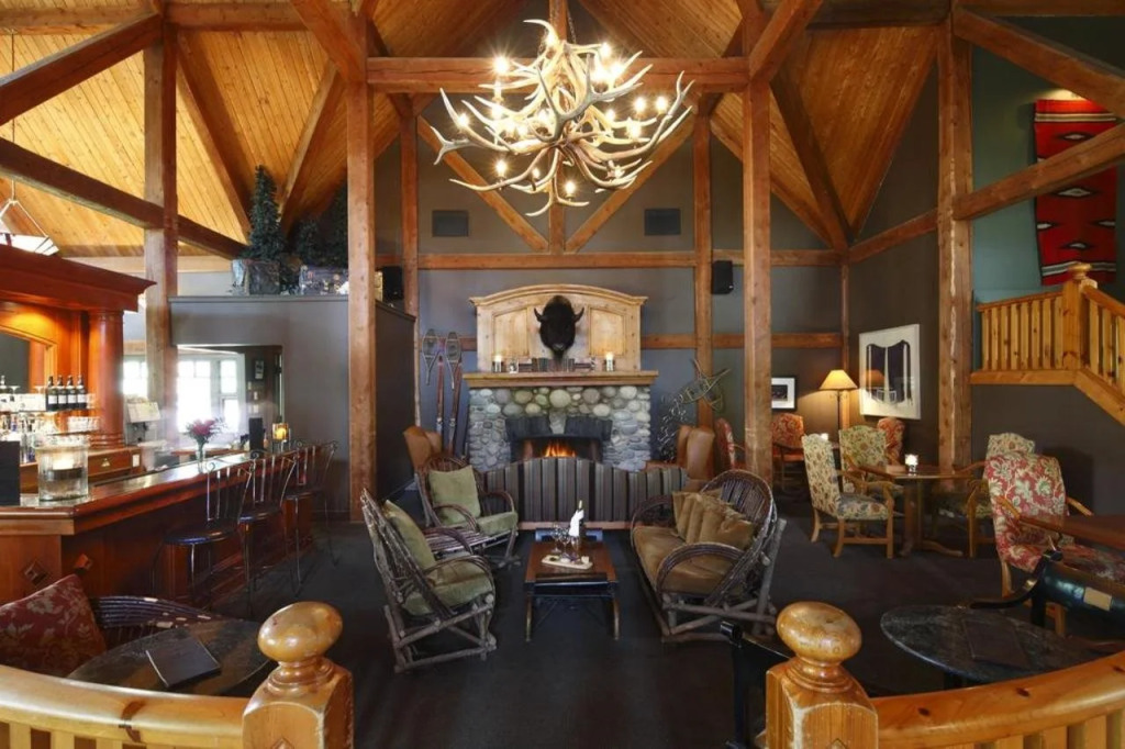 Buffalo Mountain Lodge