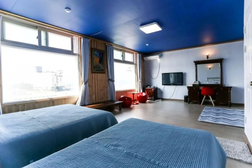 Yangyang Hajodae Beach House Pension