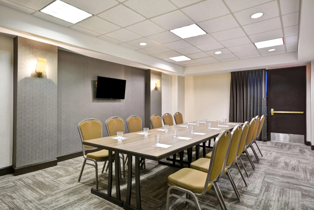 Hyatt Place Columbus Worthington