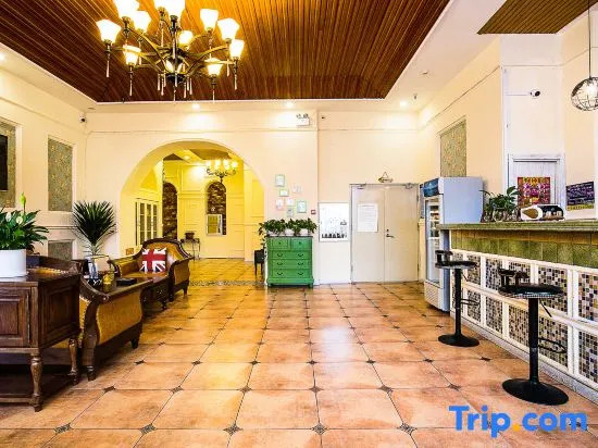 California Journey Holiday Inn (FAW Wuyue Plaza)