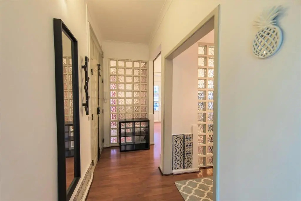 Charming Chiado 2Bedr W/Balcony And View