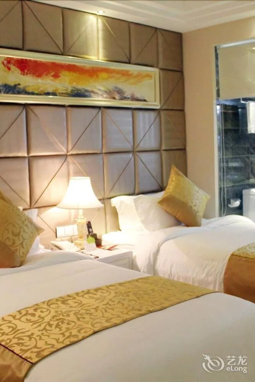 Taibaofeng Hotel