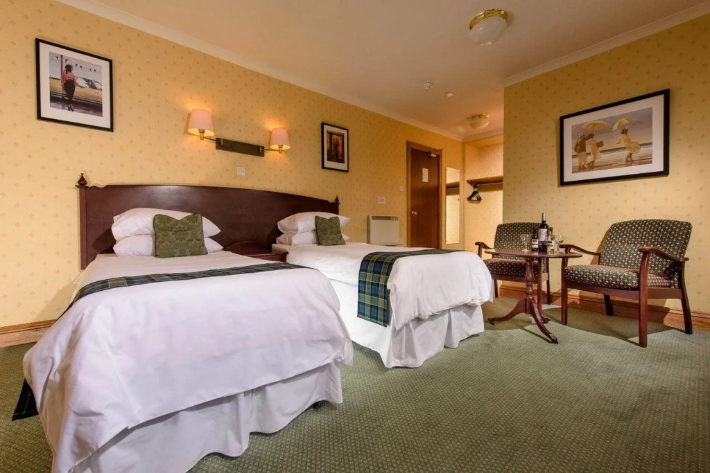 Muthu Royal Hotel