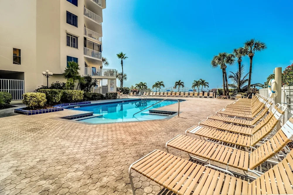 New Listing! Beachfront Perch W/ Pool & Balcony 2 Bedroom Condo