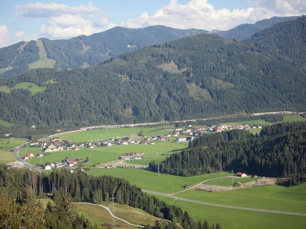 Spacious Cottage near Ski Area in Wagrain