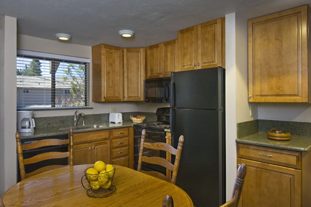 Tahoe Lakeshore Lodge & Spa