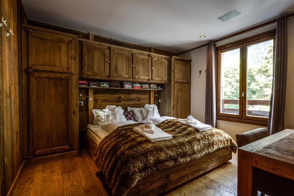 Lodge 360