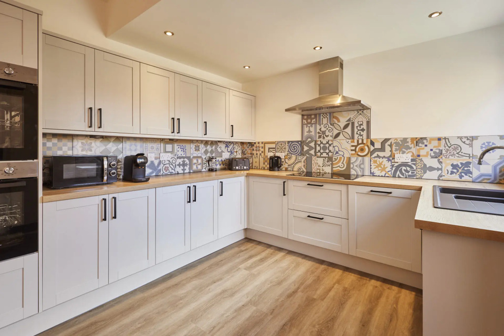 Host Stay Darcey House