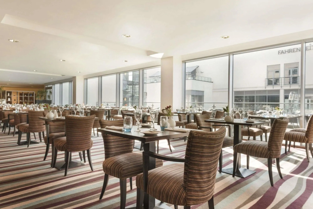 Waterfront Southport Hotel