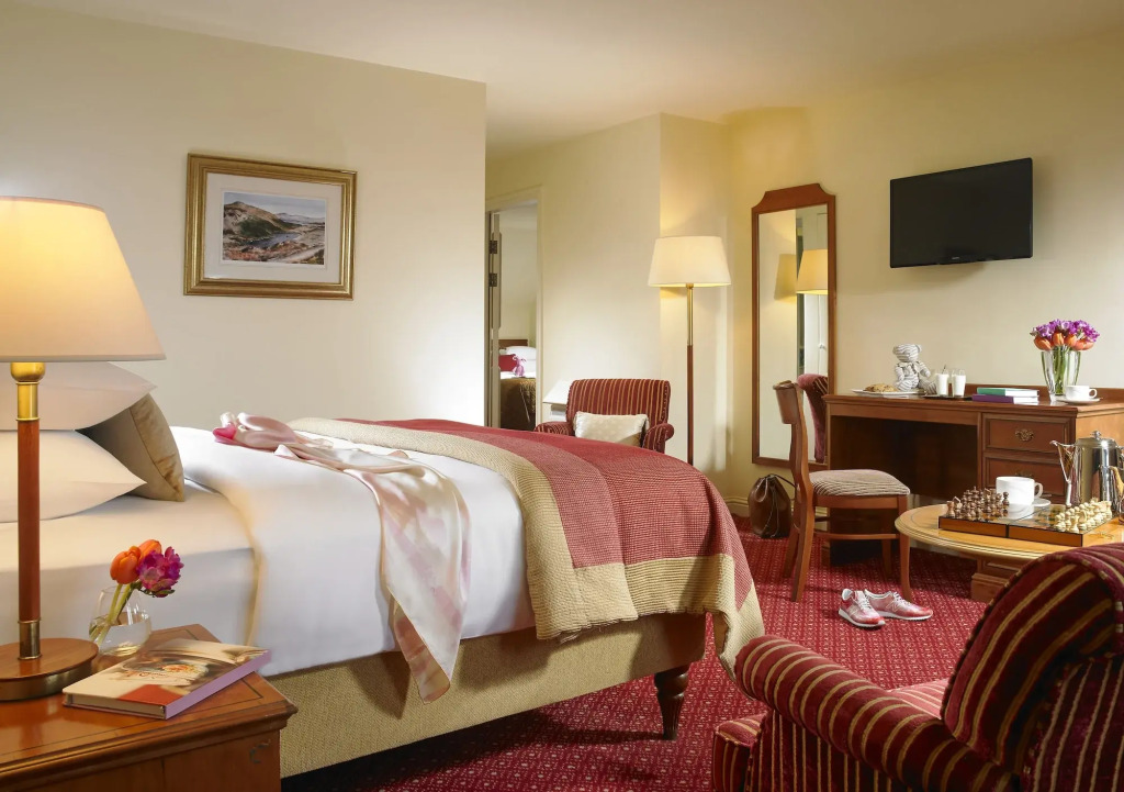 Galway Bay Hotel Conference & Leisure Centre