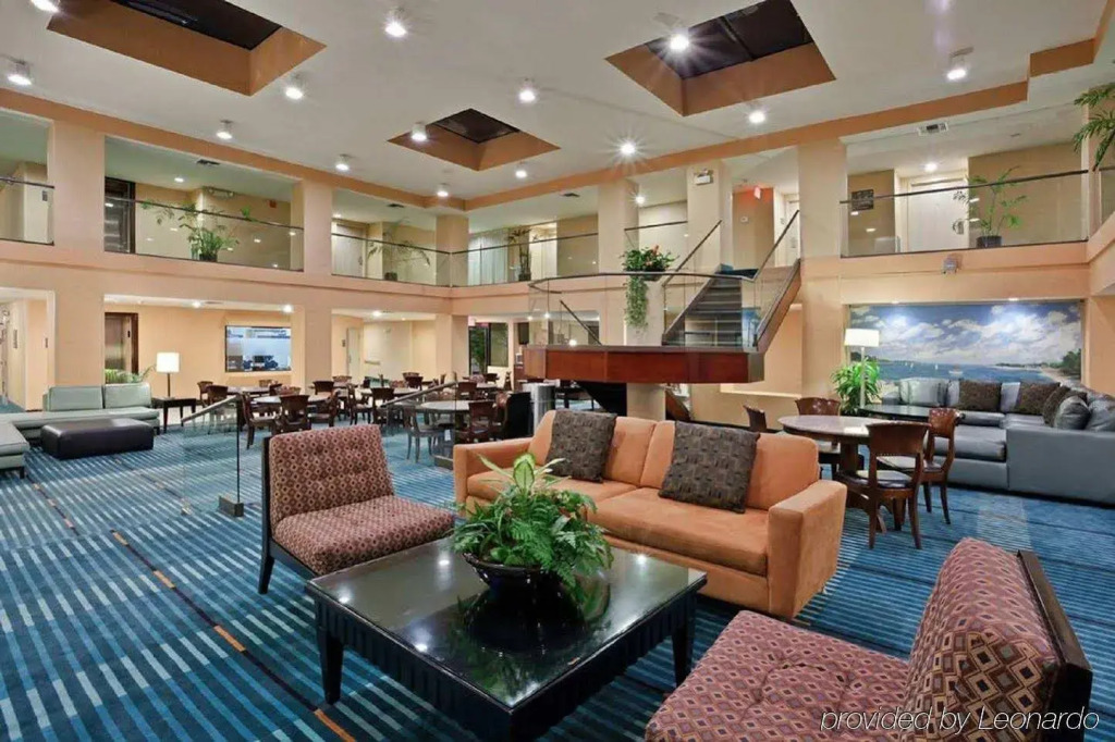 Hampton Inn & Suites by Hilton San Diego SeaWorld Near Old Town