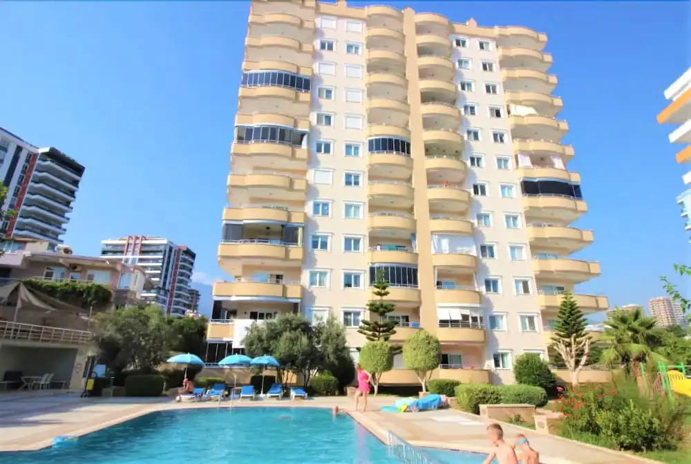 Mahmutlar Apartment