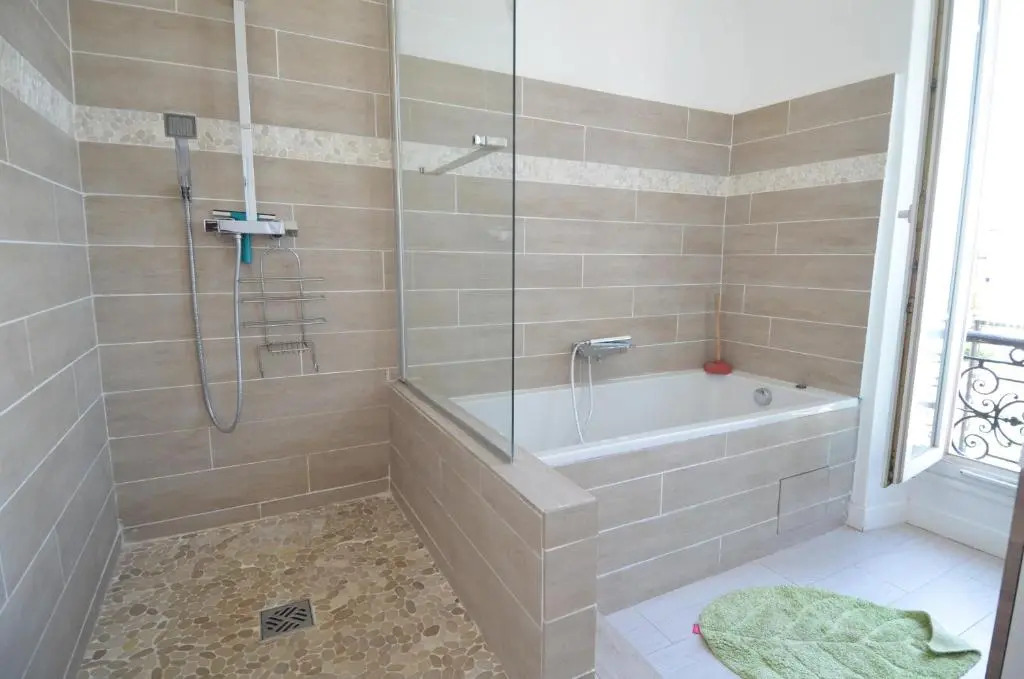 Appartement Duplex 6 personnes avec parking Nice centre