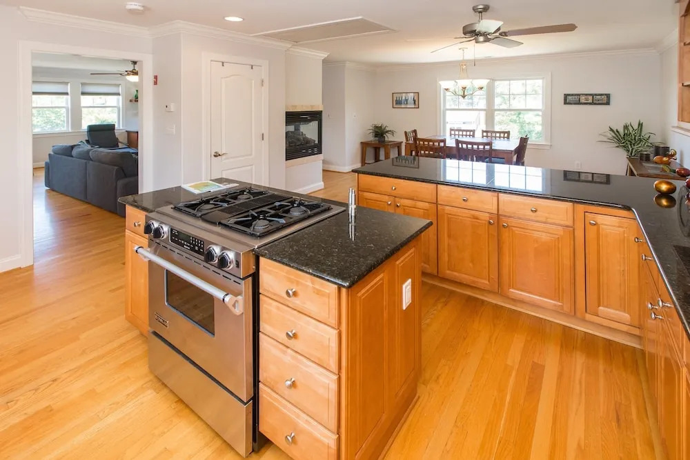 Pelican's Reach 4 Bedroom Condo