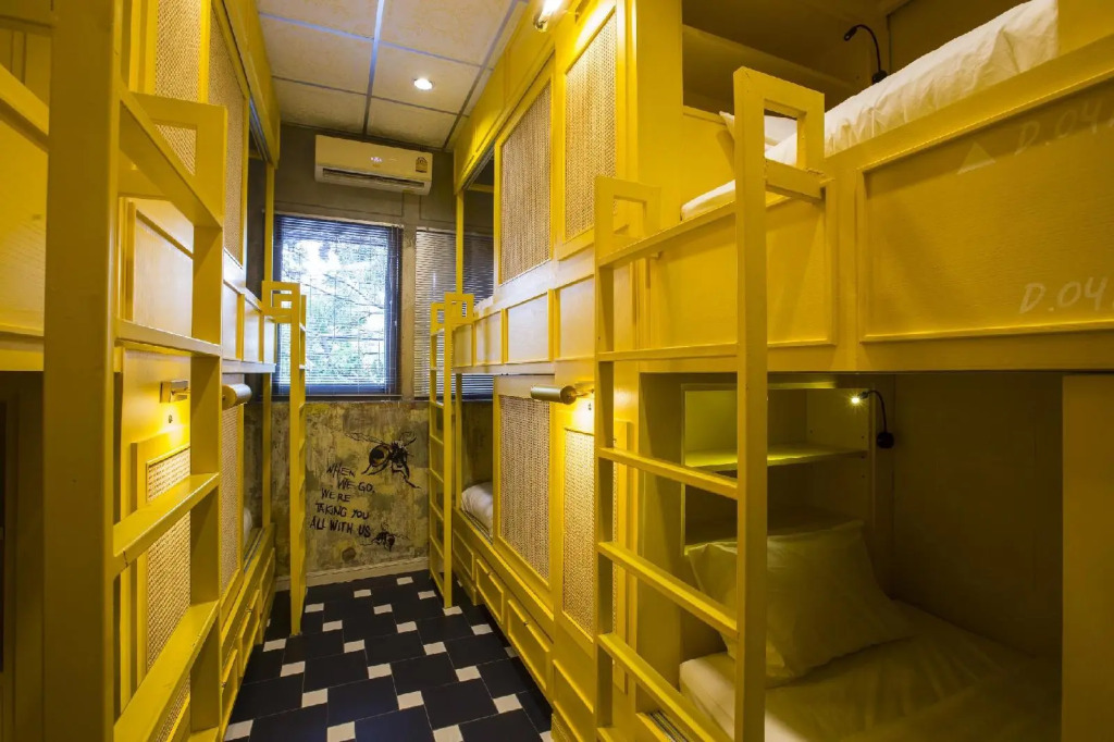 Azure Hostel Bangkok