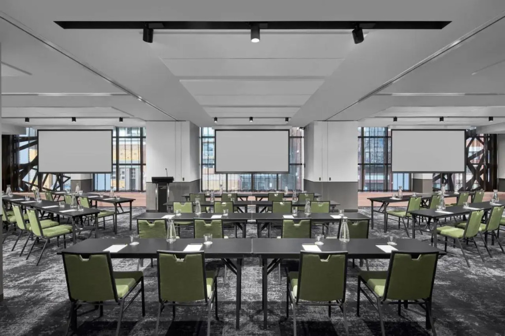 Courtyard by Marriott Melbourne Flagstaff Gardens