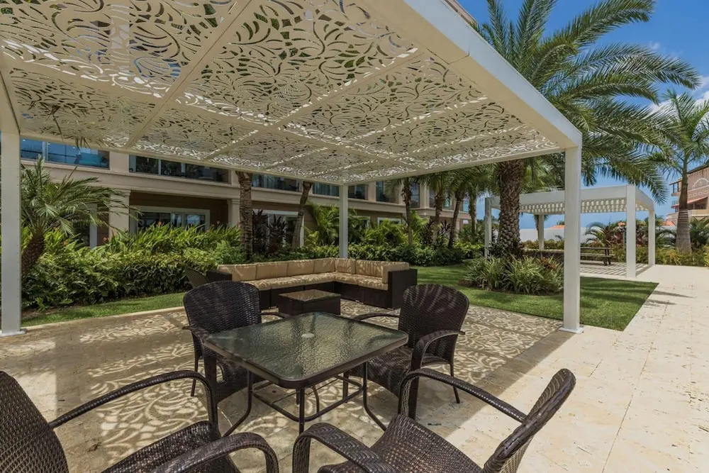 Le Vent Eagle Beach 2BR 2 5BA - Amazing Amenities
