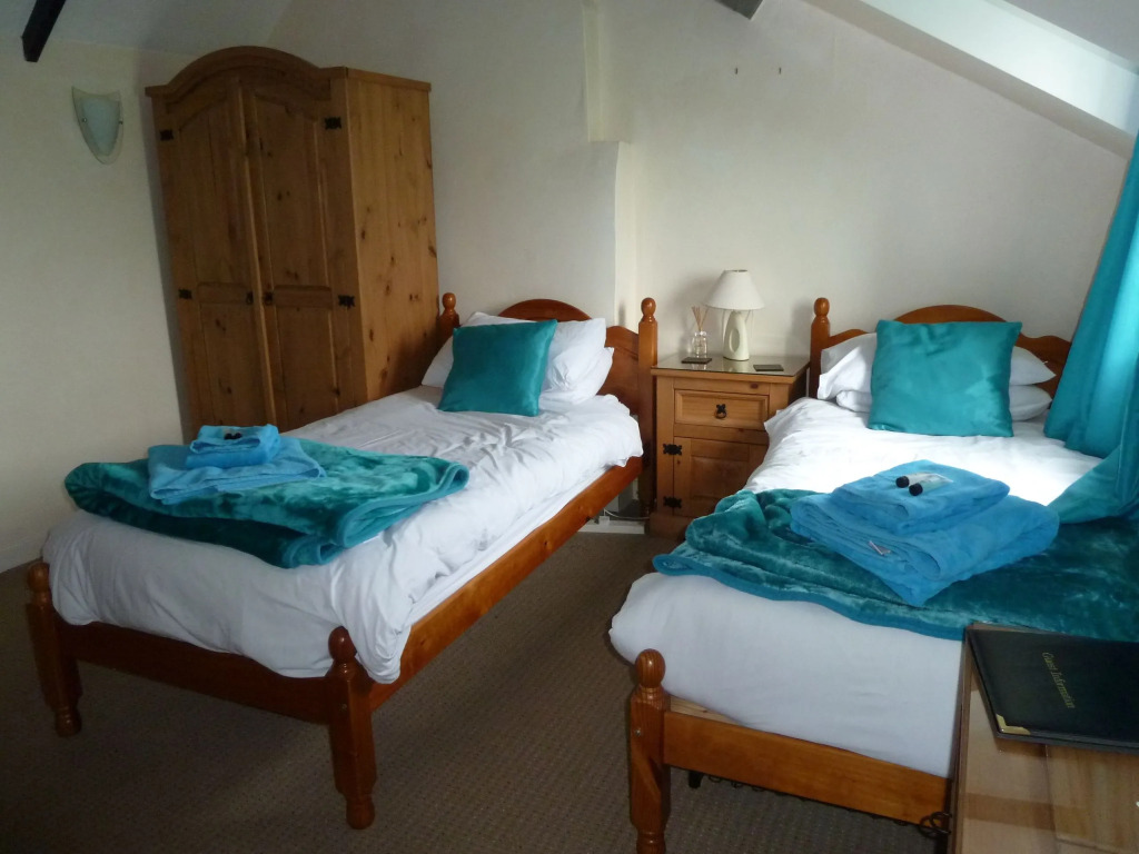 Mid Wales Inn