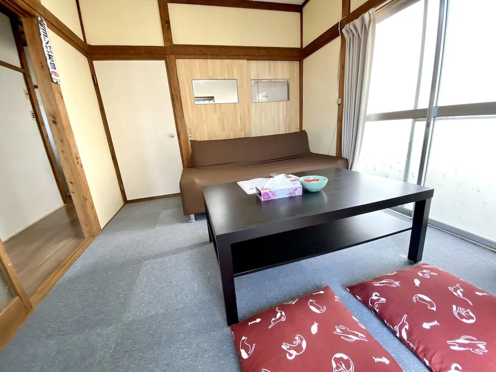 NOMAD Horikiri House