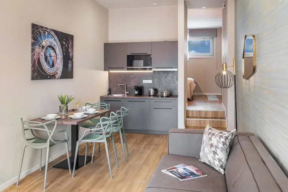 VN17 Rooftop Suites by Adrez