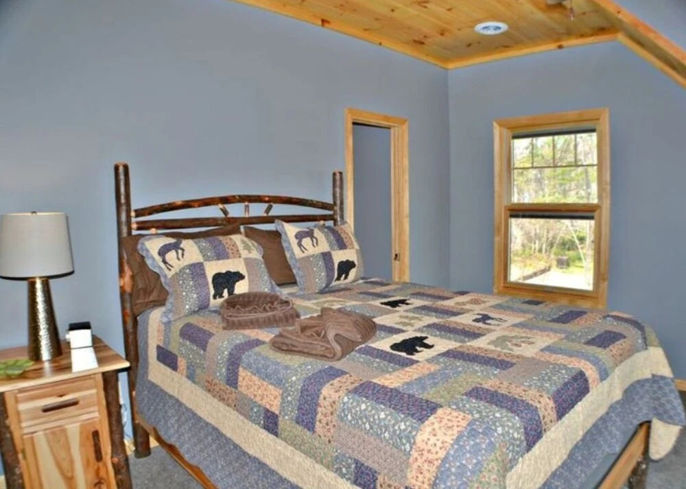 Five Bears Den - Views from EVERY room