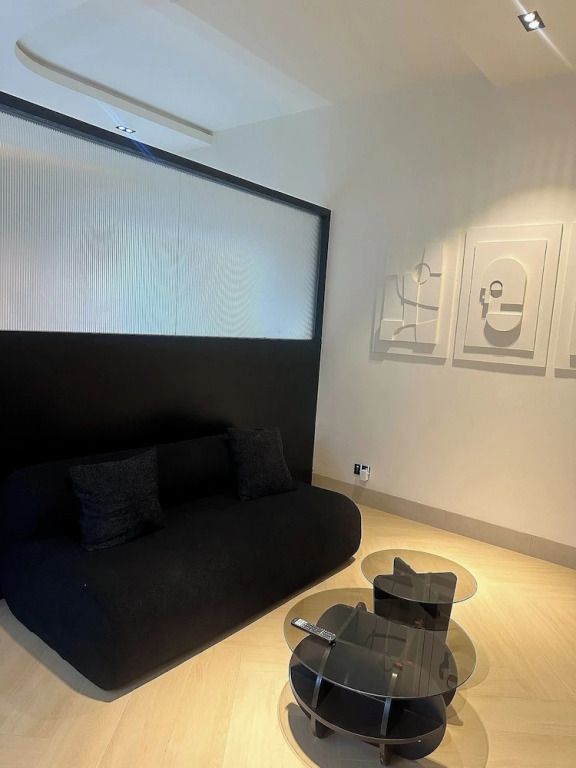 Lia's Court Apartment