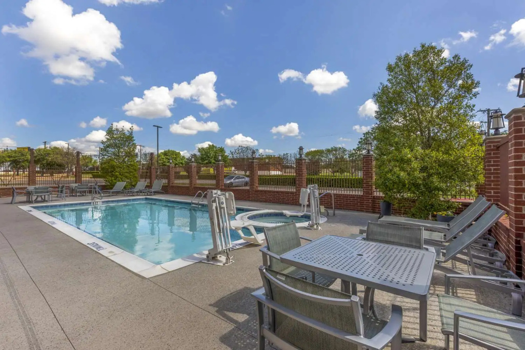 Best Western Plus Duncanville Dallas